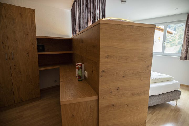 Room 14 of 149
