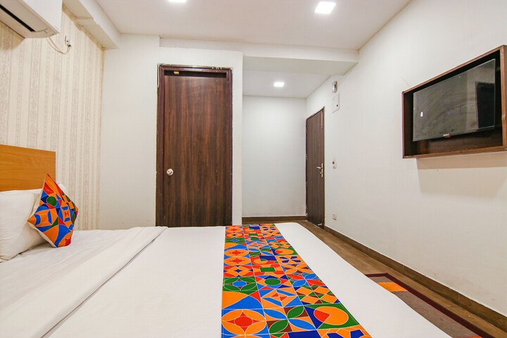 Room 18 of 36