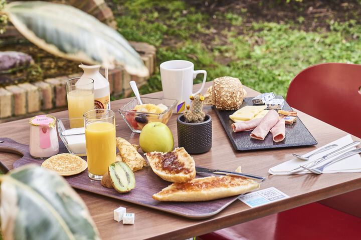 Dining Photos
