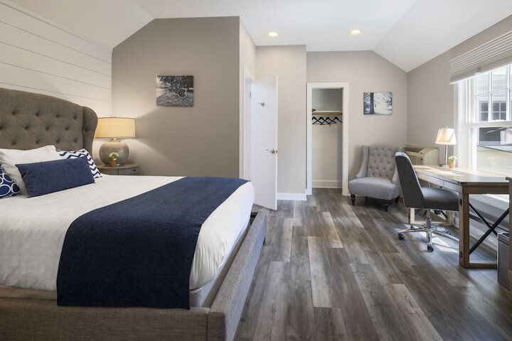Room 7 of 56