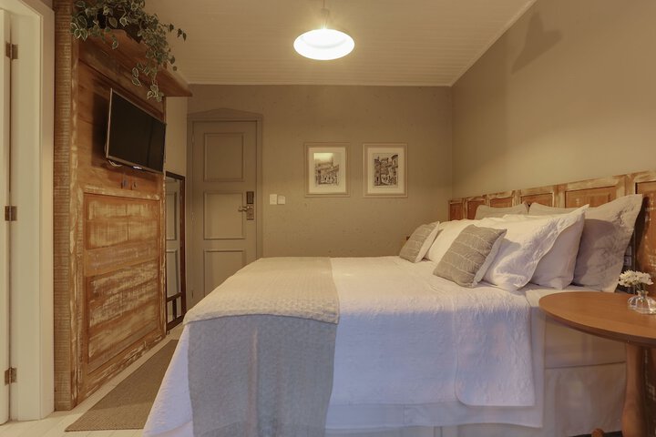 Room 19 of 54