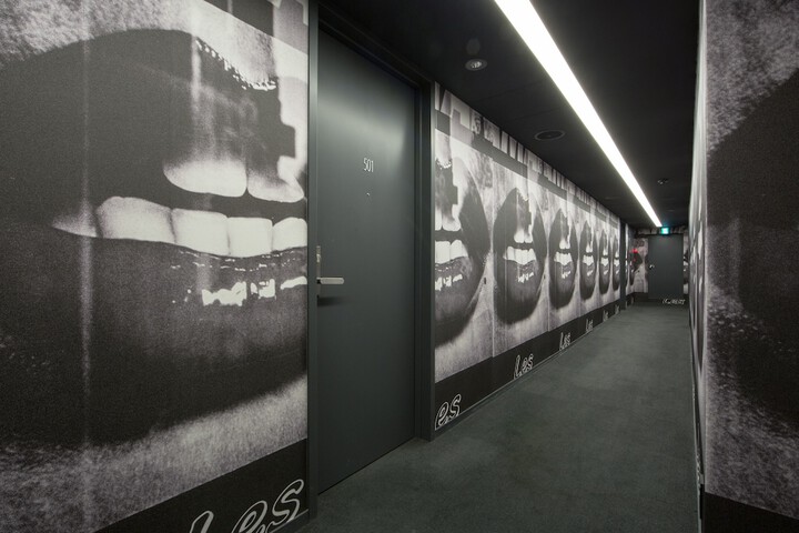 Ballroom/Hall 21 of 25