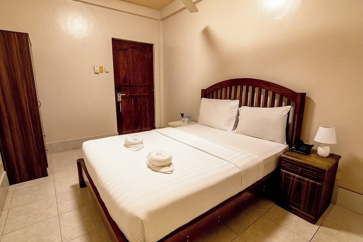 Room 17 of 73