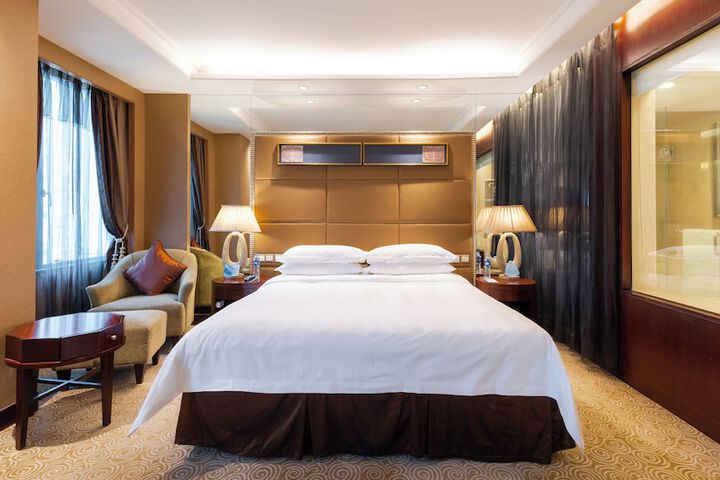 Room 29 of 60