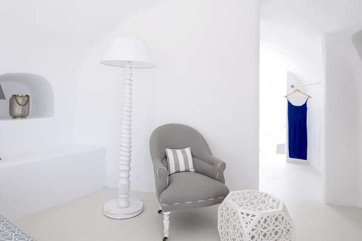 Room 27 of 109