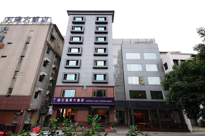 Hotel 34 of 34