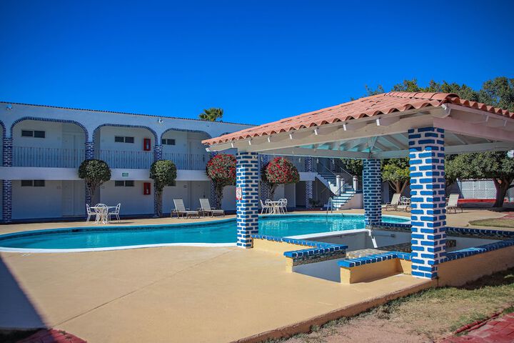 Pool 26 of 38
