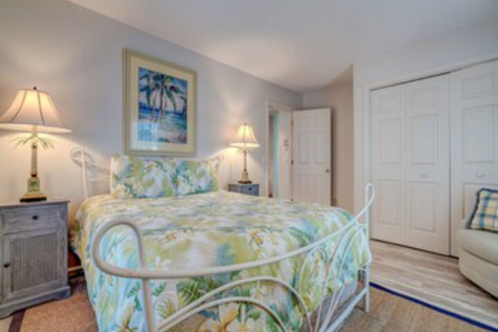 Room 47 of 53
