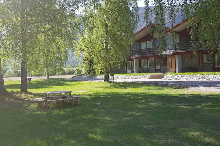 Hotel Exterior 13 of 15