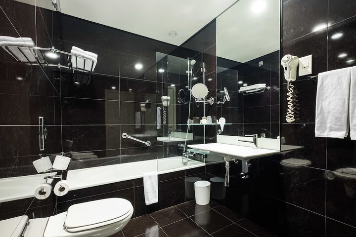 Bathroom Interior Photo
