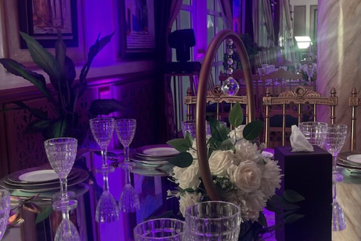 Dining 68 of 77