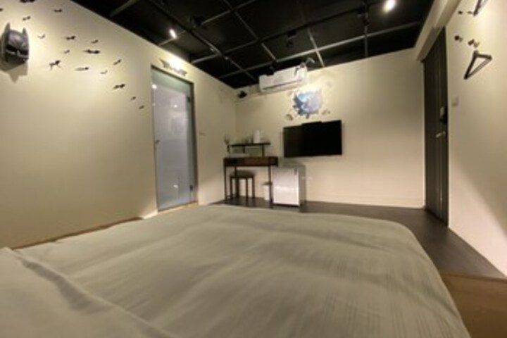 Room 64 of 89
