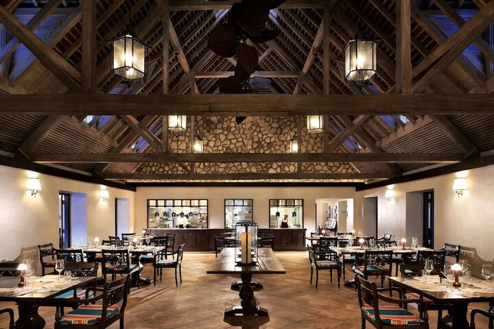 Dining 96 of 157