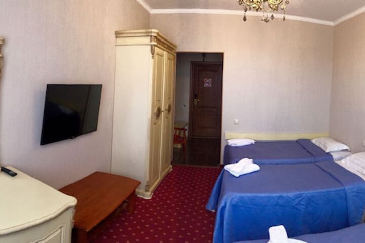 Room 20 of 81