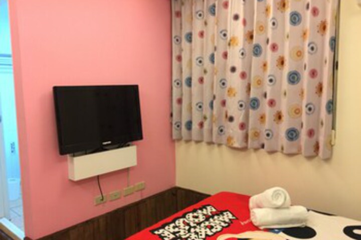Room 50 of 57