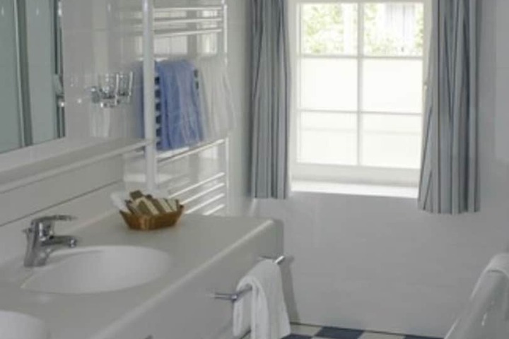 Bath Interior