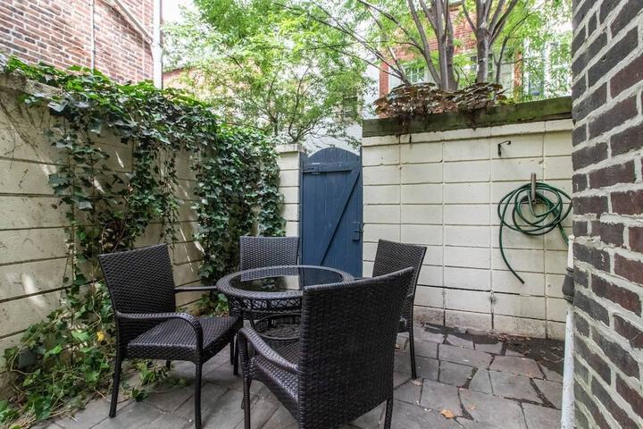 Terrace/Patio 25 of 31