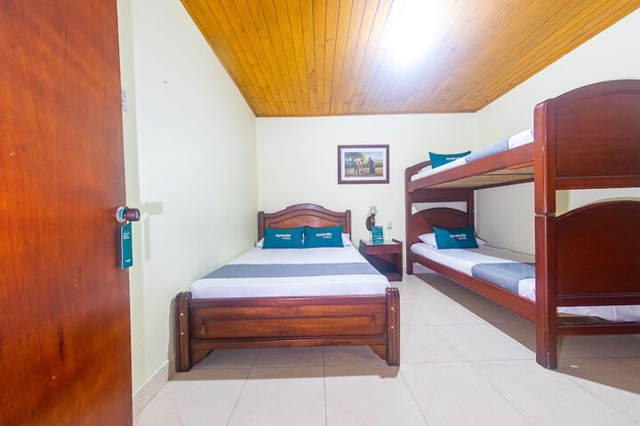 Room 14 of 30