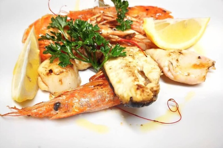 Dining Photos