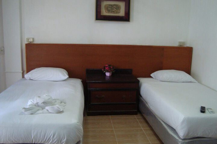 Room 15 of 86