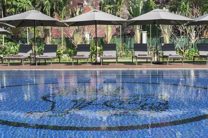Pool 39 of 72