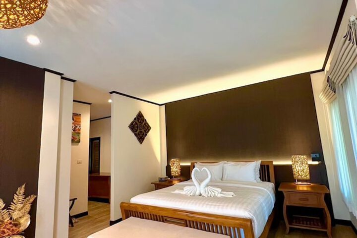 Room 52 of 144