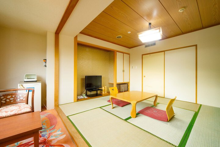 Room 20 of 188