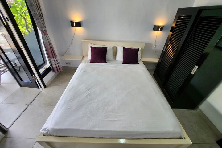 Room 21 of 111