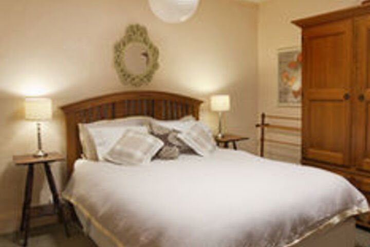 Room 3 of 12