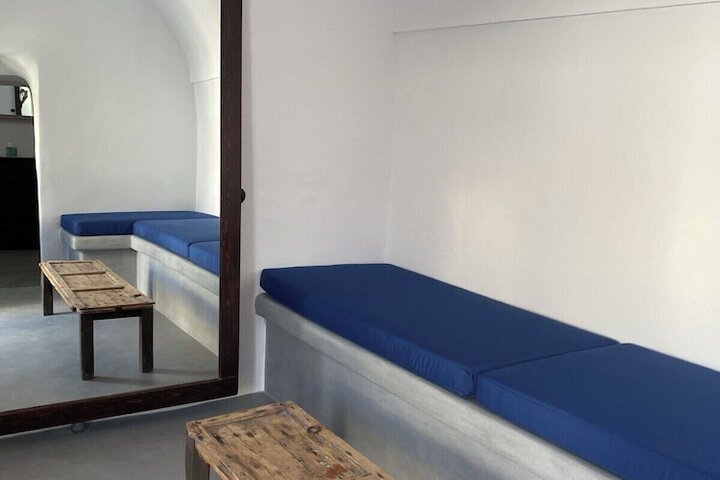 Room 28 of 81