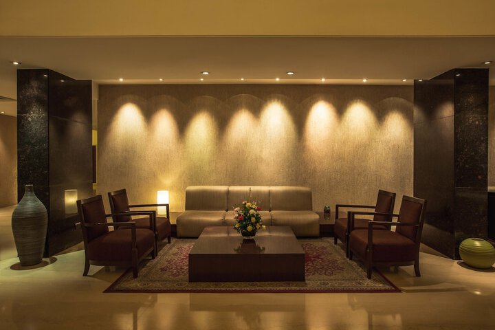 Hotel Interior 4 of 34