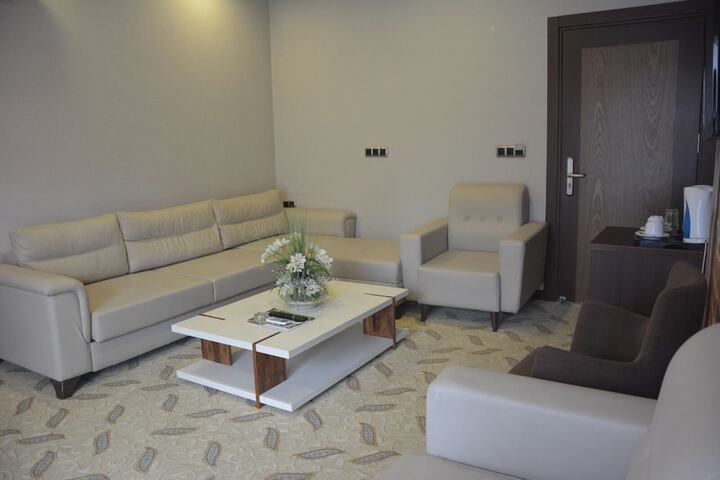 Room 18 of 68