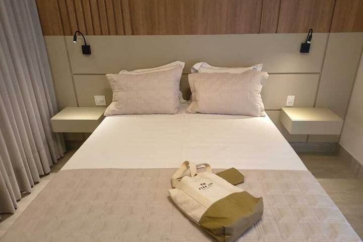 Room 42 of 228