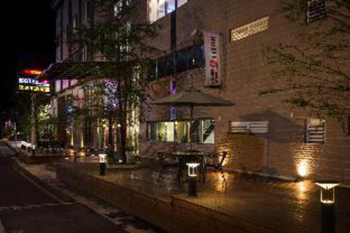 Hotel 2 of 11
