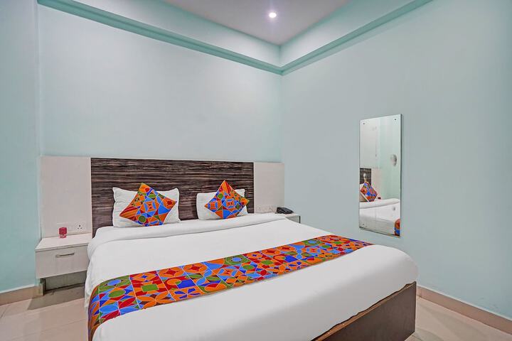 Room 15 of 23