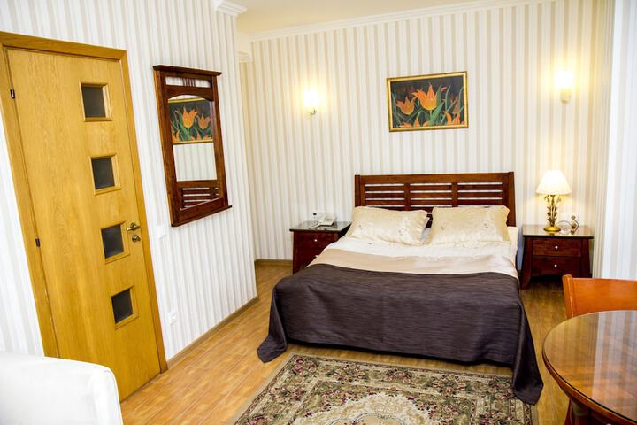 Room 25 of 151