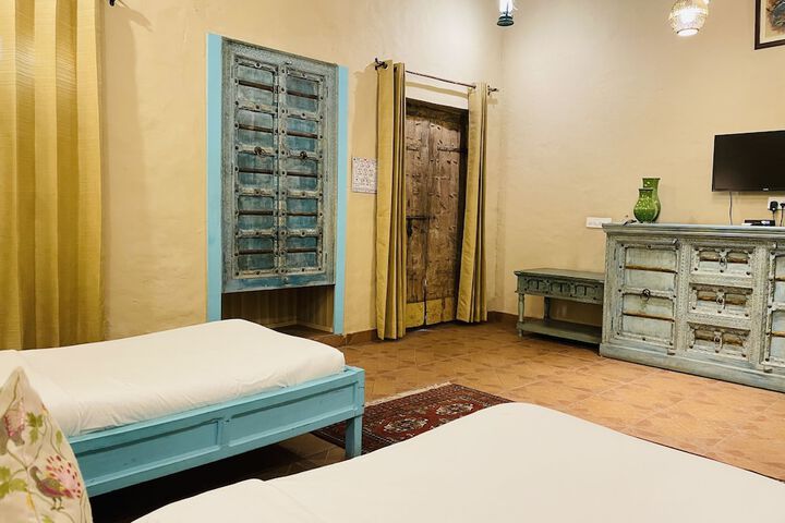 Room 10 of 65
