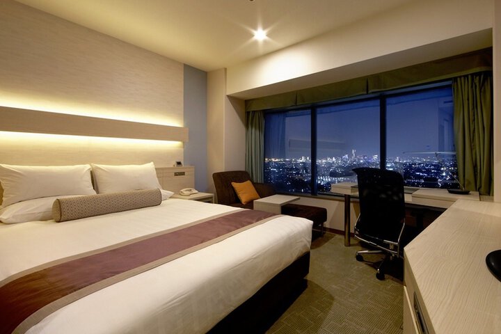 Room 15 of 97