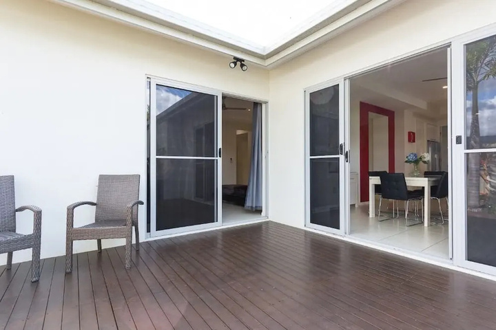 Terrace/Patio 8 of 20