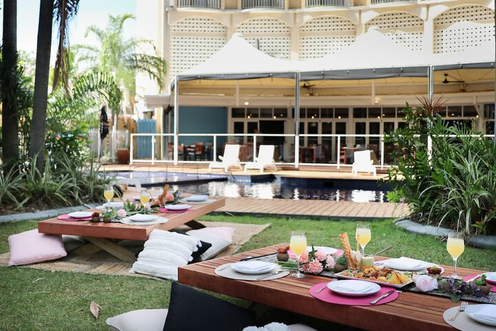 Hotel Exterior 42 of 47