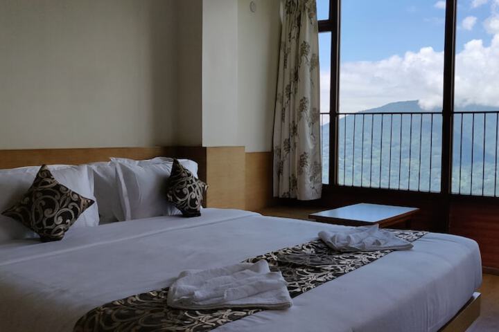Room 14 of 56