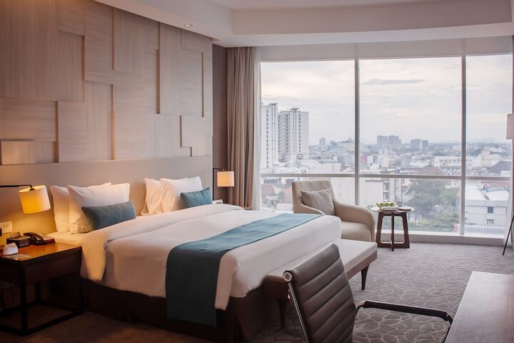 Room 16 of 181