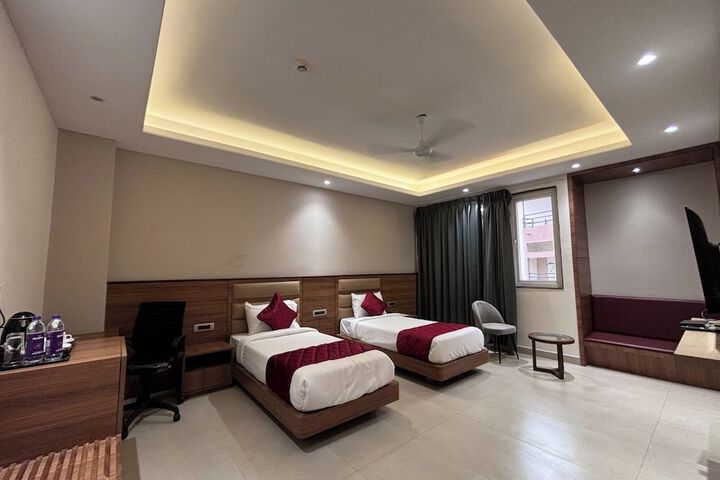 Room 6 of 20