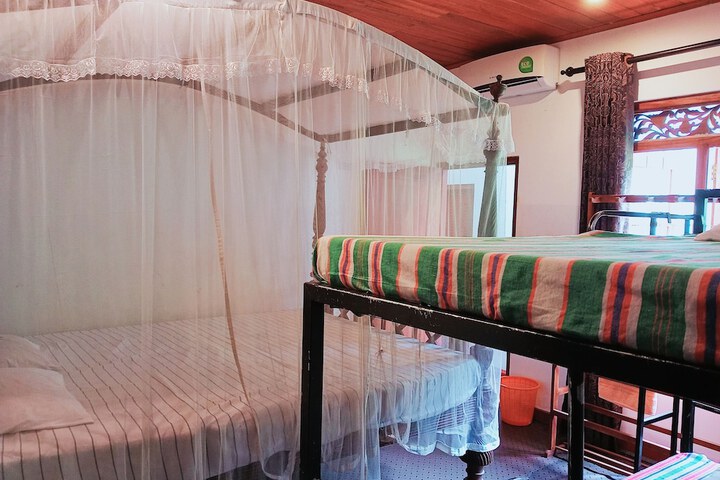 Room 6 of 39