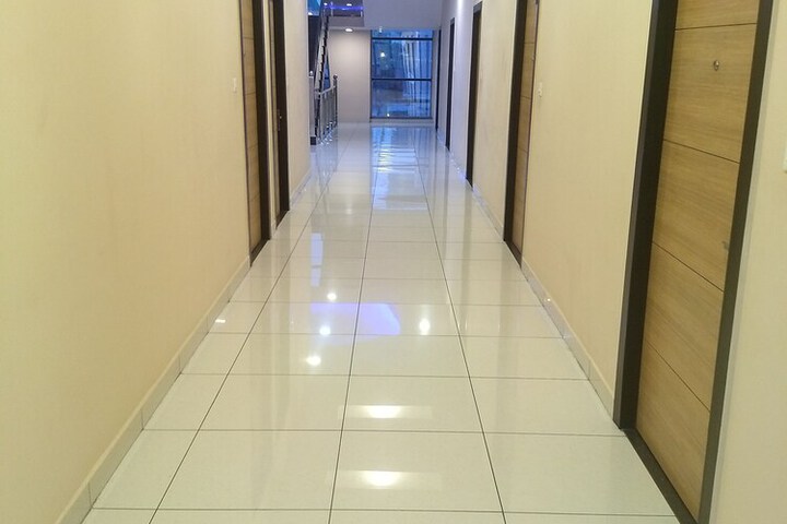 Room 18 of 41