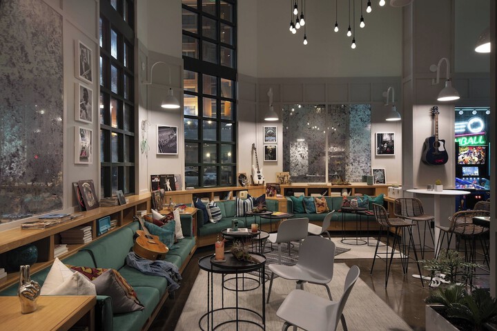 Lobby lounge