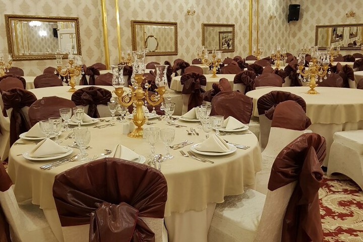 Ballroom/Hall 38 of 44
