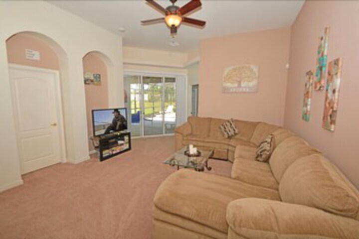 Room 15 of 35