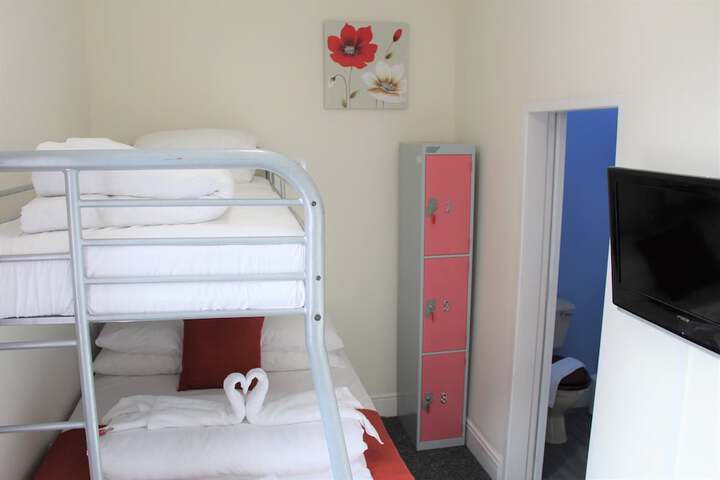 Room 7 of 26