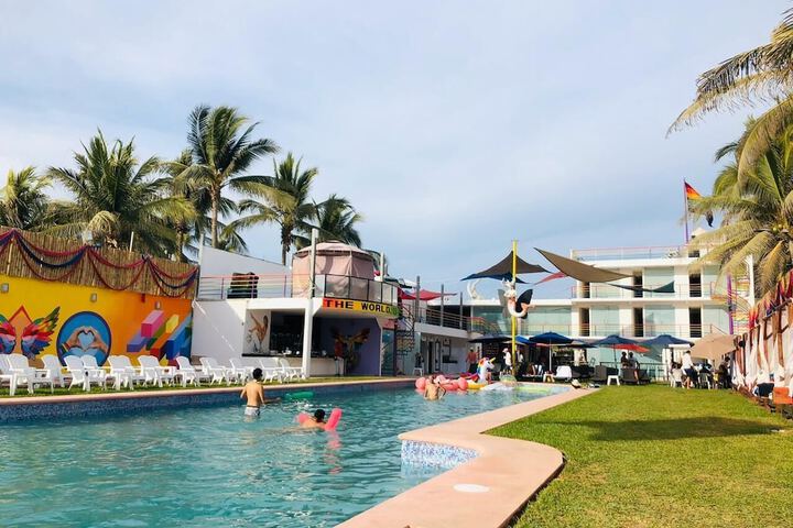 Club de Playa Dioses y Reinas in Acapulco